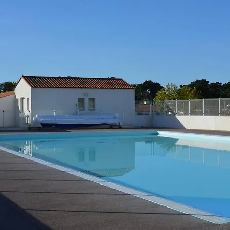 Charmante Ferme Marine Avec Piscine Commune